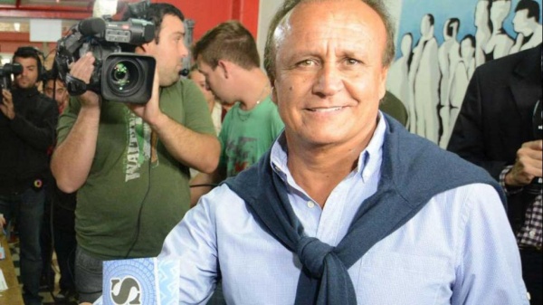 Del Sel se impone en las primarias