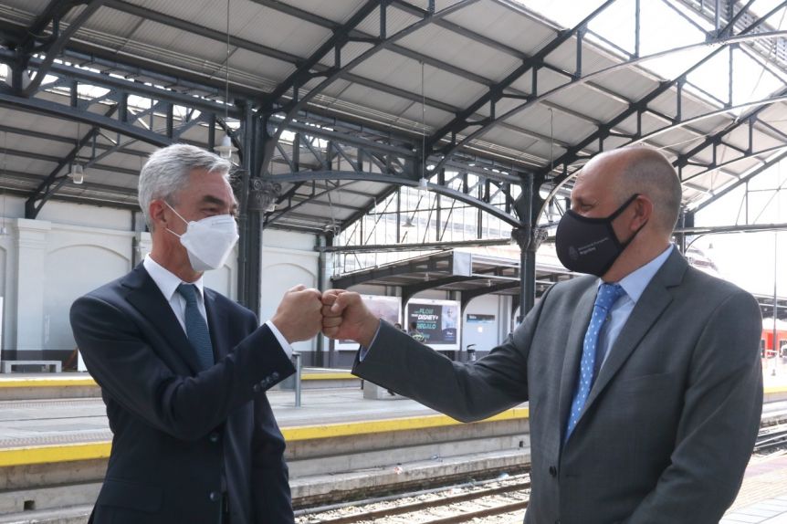 A la espera del nuevo ministro, el massismo asegura que continuarán con las obras de Meoni