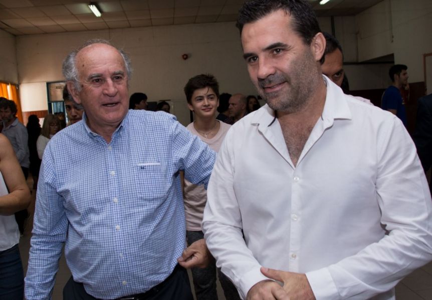 Los rumores sobre la salida de Basualdo en Energía destaparon una interna en la provincia