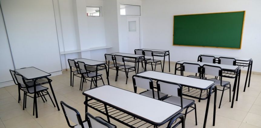 Alarma en Plottier por múltiples contagios en escuelas: hay 49 docentes aislados