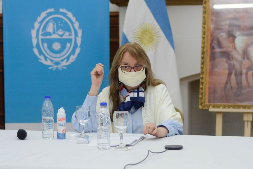 Alicia acompañará el decreto nacional y suspenderá el semáforo epidemiológico