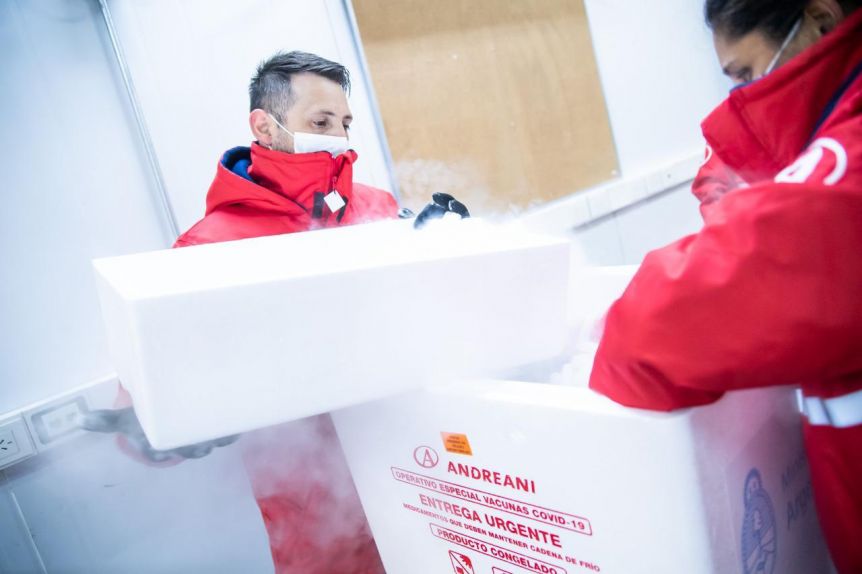 En los próximos días llegarán más de 100 mil vacunas Astrazeneca a la Patagonia