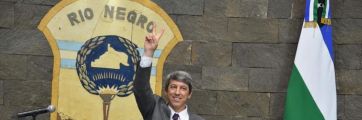Duras críticas del FdT al gobierno de Arabela: 