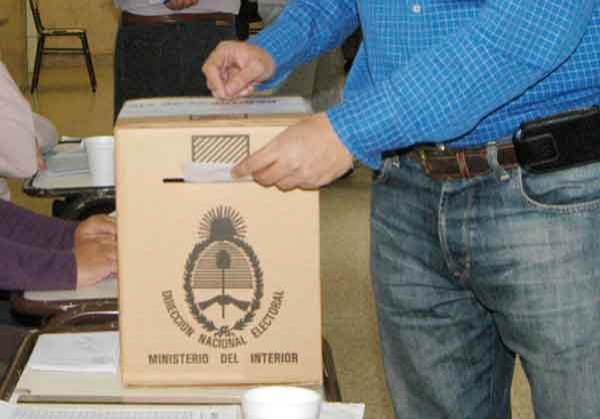 Distintas localidades renuevan autoridades
