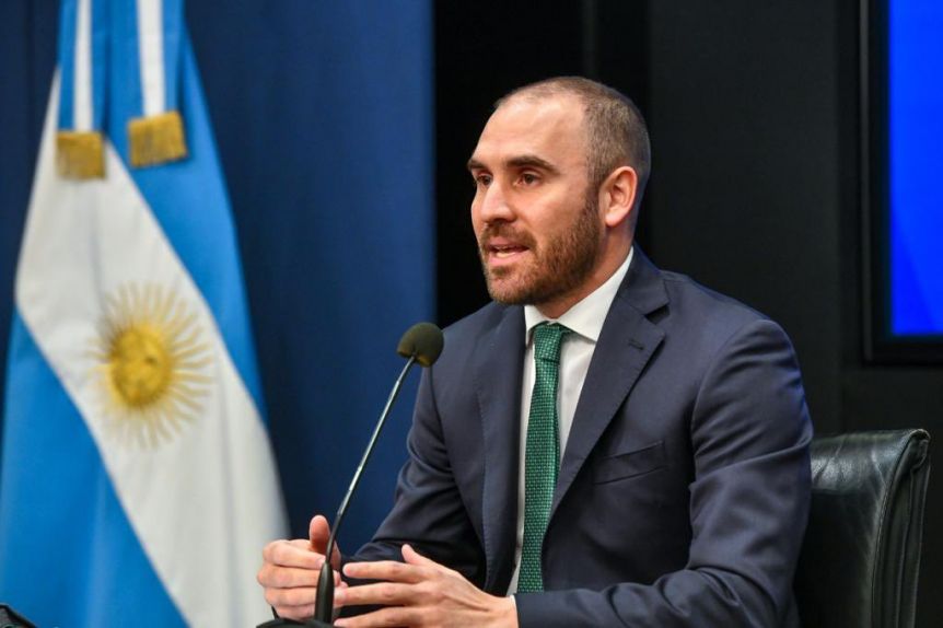 Nación desembarca en la provincia: Guzmán llega mañana a Bariloche y se reunirá con empresarios