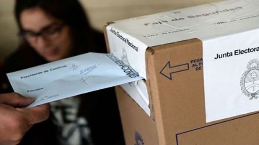 Urnas y coronavirus: quiénes son los que pueden elegir no ir a votar