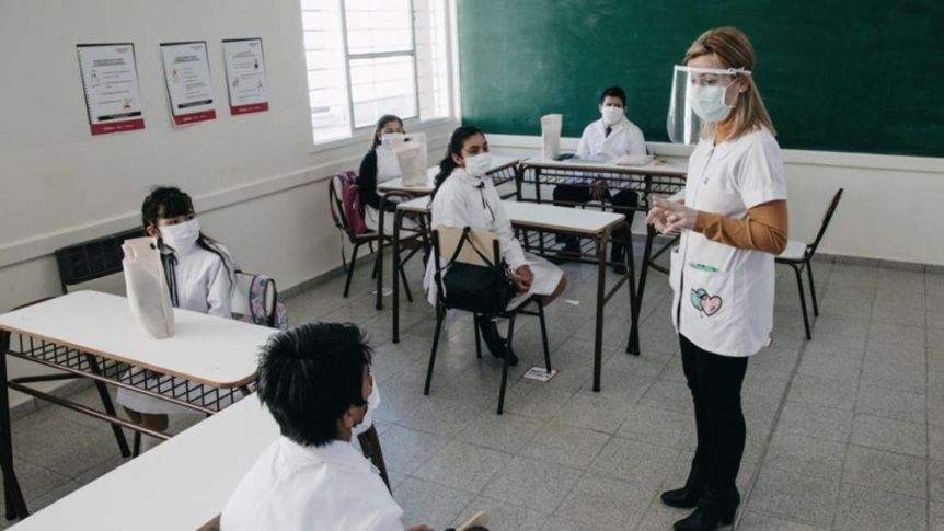 Santa Cruz retoma la presencialidad escolar plena