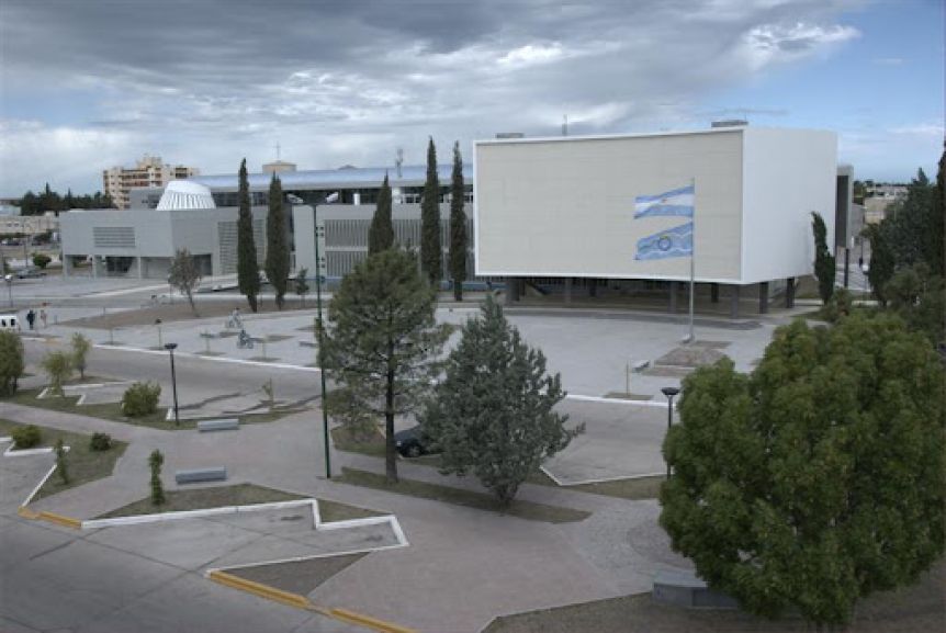 La paridad de género en el STJ suma respaldos en la Legislatura