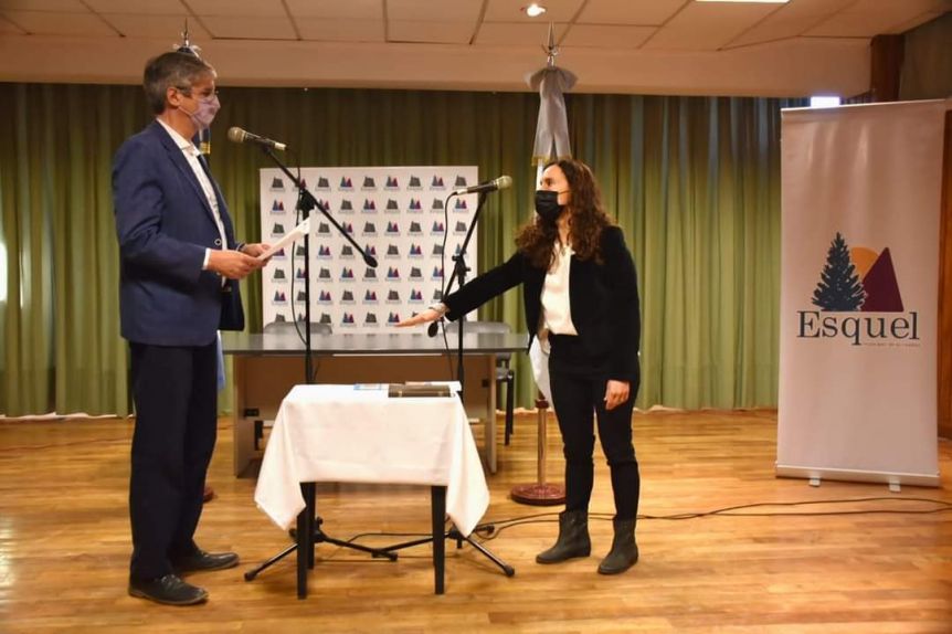 Ongarato le tomó juramento a la nueva Secretaria de Hacienda