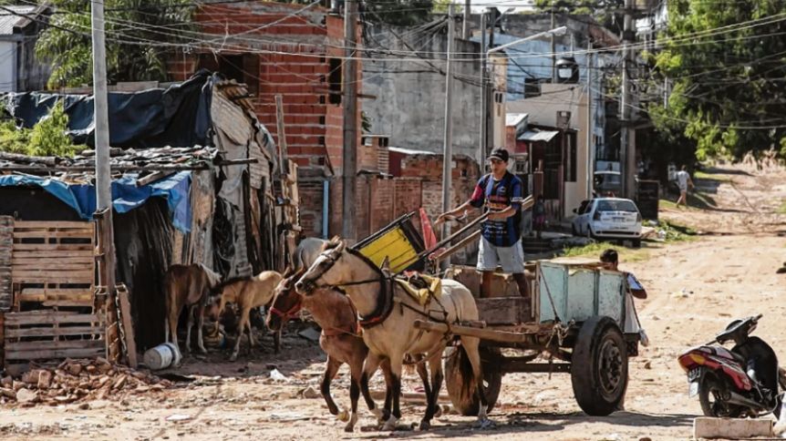 La pobreza alcanzó el 40,6 por ciento y la indigencia el 10,7 en el primer semestre del año