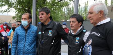 Emotivo acto en homenaje al dirigente petrolero Richard Dewey
