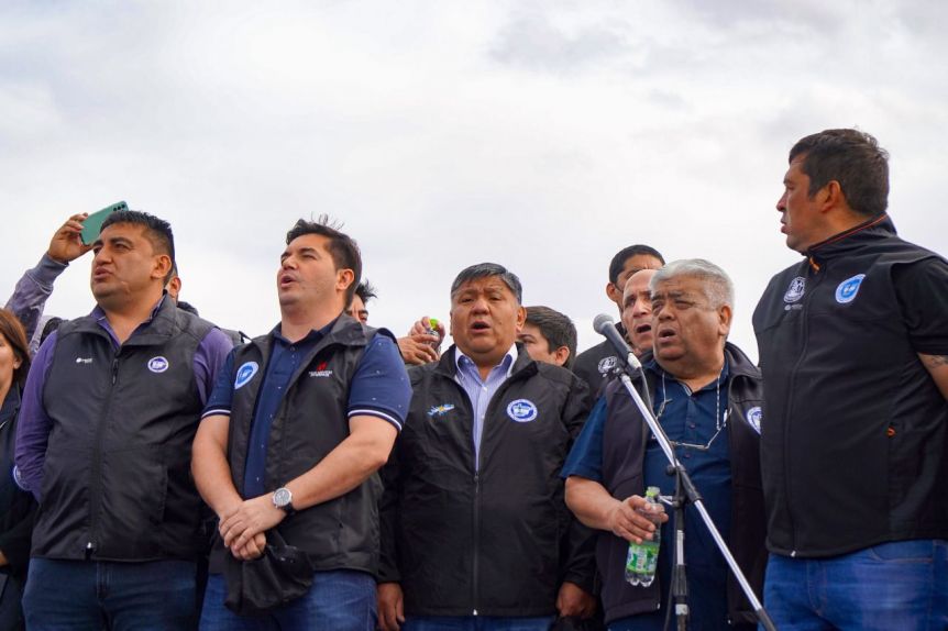 Con una lista de consenso los petroleros van a la urnas