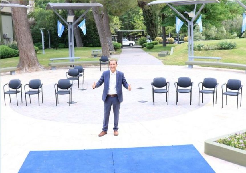 Quiénes son los nuevos ministros que asumen en el gabinete de Omar Gutiérrez