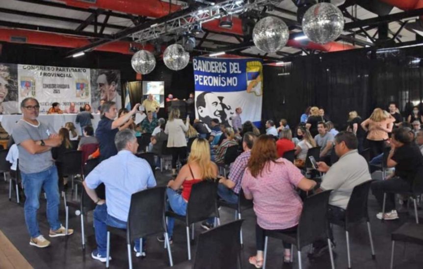 Escándalo en el Congreso del PJ: insultos y agresiones desnudaron la interna peronista