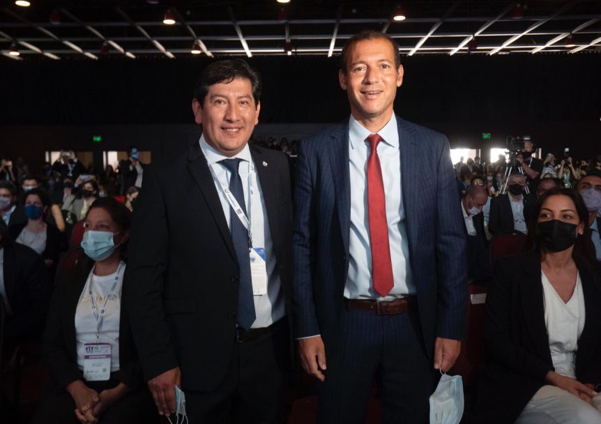 Gutiérrez participó de la Feria Internacional de Turismo y aseguró que la provincia tiene reservas por