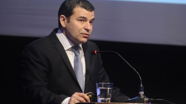 YPF se concentra en Vaca Muerta