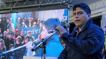 La oposición castiga a “Kaki” González por demorar su asunción como diputado