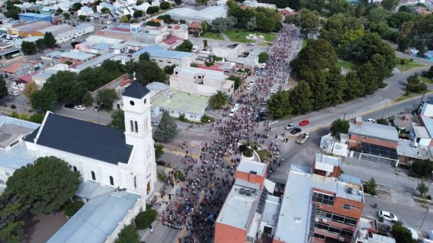 Segunda jornada de marchas: miles de antimineros se manifiestan en varias ciudades