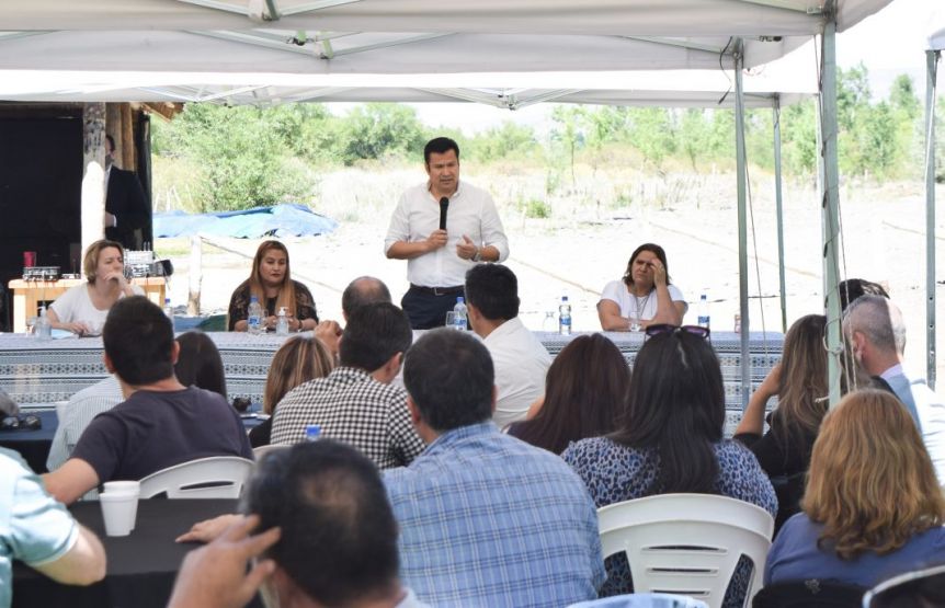 Llancafilo se adelantó al ciclo lectivo 2022 y reunió a los referentes de distritos escolares