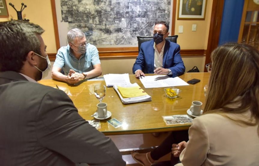 Fin a la polémica: Maderna vetó la ordenanza que cambiaba el nombre a la calle Roca