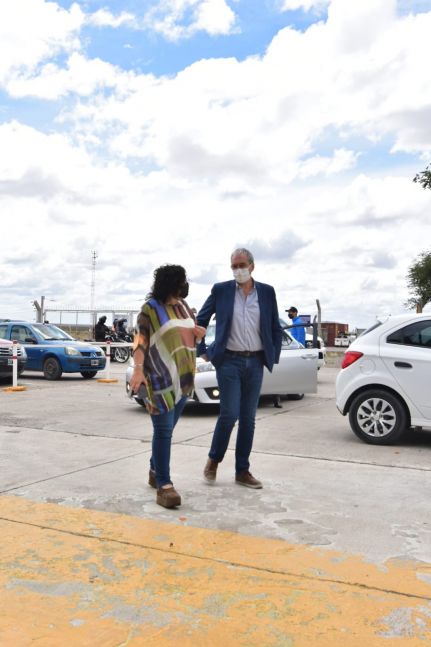 Vizzotti ya está en Chubut: recorridas junto al ministro Puratich