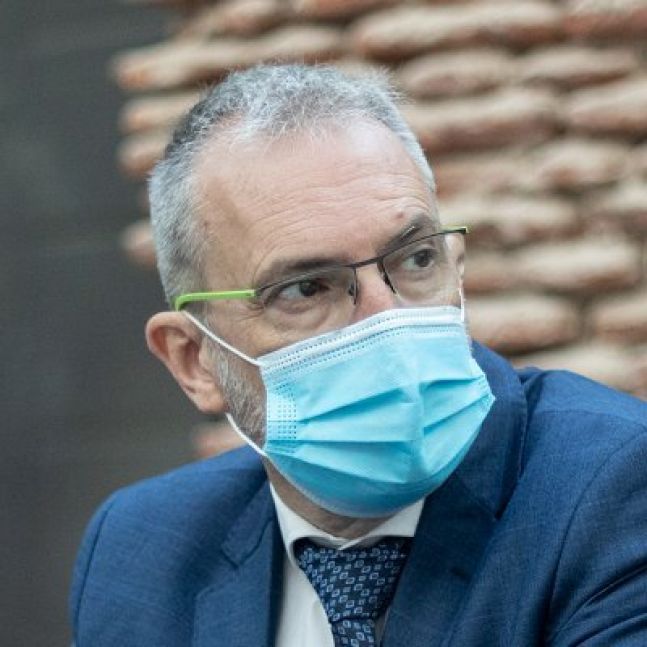Puratich quiere que los docentes tengan la vacunación completa antes del inicio lectivo