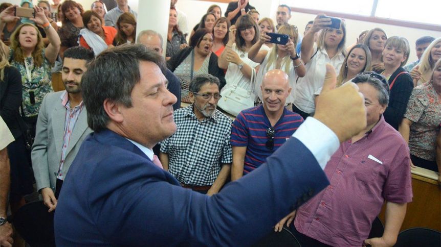 Mensaje para propios y ajenos: Gaido moviliza a sus filas en la apertura se sesiones del Concejo