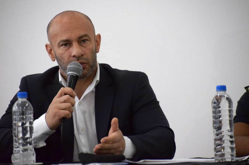 Massoni cuestionó la circular que prohíbe el uso de cámaras en los procedimientos