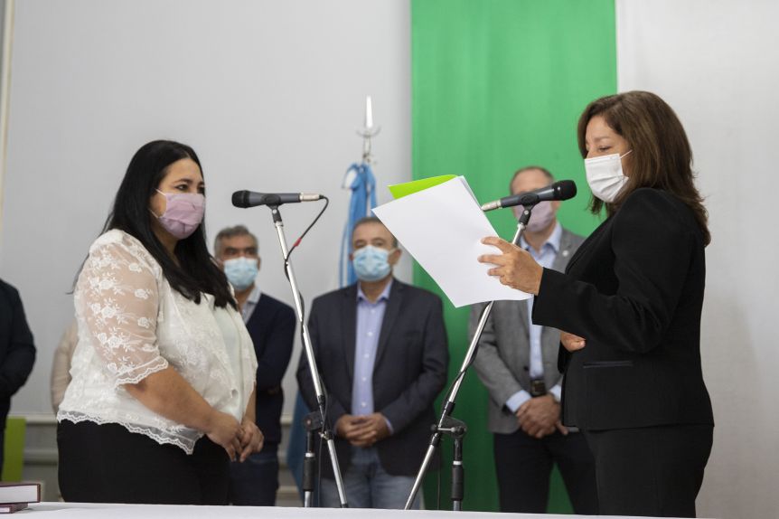 Arabela le tomó juramento a la nueva Ministra de Desarrollo Humano