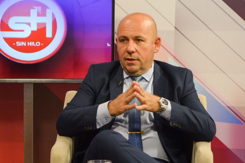 Sastre se anota en la carrera al 2023: