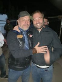 Intendente rockero y limpito...