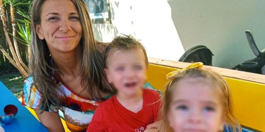 Hallaron sin vida a una madre y sus dos hijos dentro de un auto