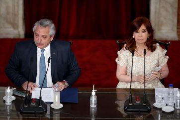 No hay paz: el regalo de cumpleaños de Cristina a Alberto que reaviva la interna del Fdt