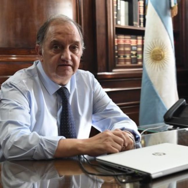 Linares habló de las rencillas internas en el peronismo y pidió
