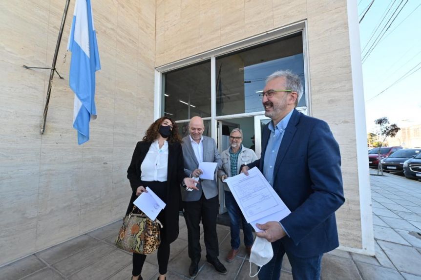 Puratich y Loyola pegaron el portazo y oficializaron su salida de Chubut Somos Todos