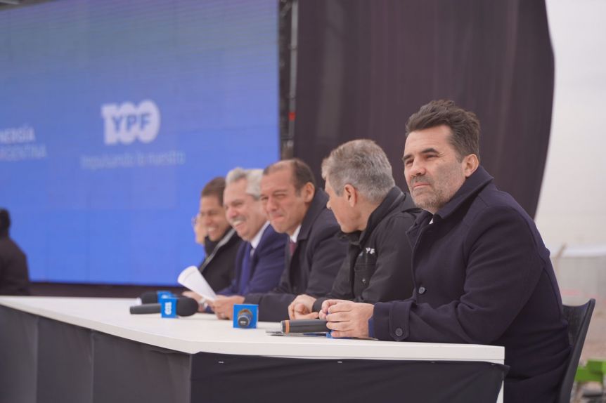 El Presidente y Gutiérrez pusieron en marcha las obras del gasoducto Néstor Kirchner