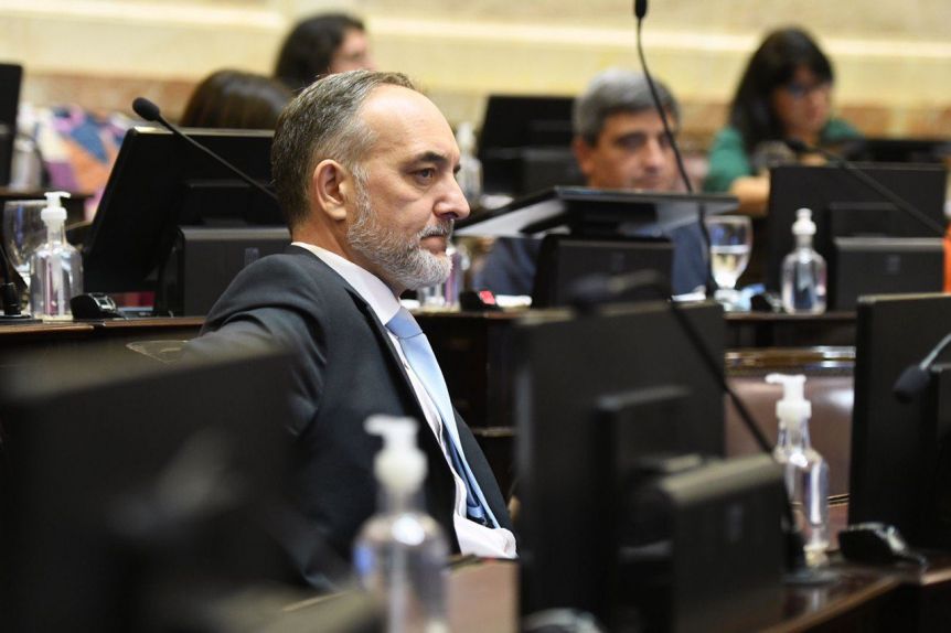 Luces y sombras de la designación de Doñate: apoyos y cuestionamientos en el seno del Frente de Todos