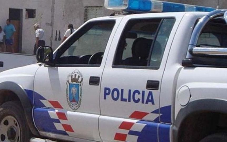 Le disparó a su ex, pensó que la mató y se quitó la vida