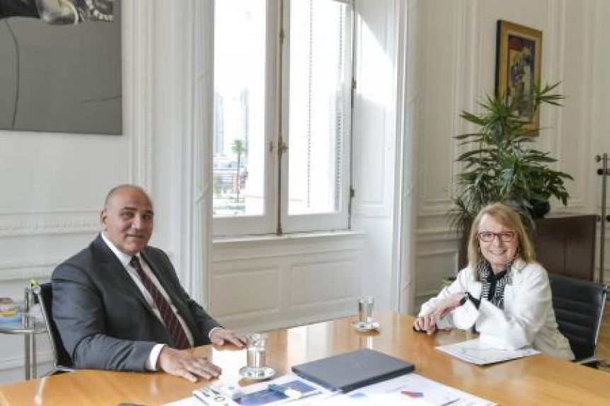 Alicia Kirchner pidió por el avance de los acueductos para Río Gallegos y Caleta Olivia