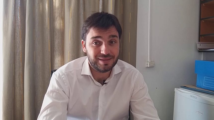 A pesar de la negativa de JxC, Torres insiste con la idea de traer libertarios