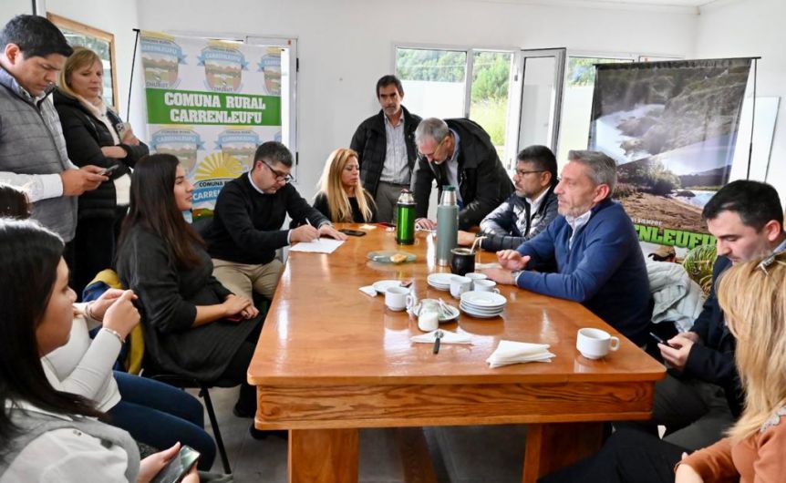Arcioni junto a su Gabinete e intendentes fijó las prioridades de gestión