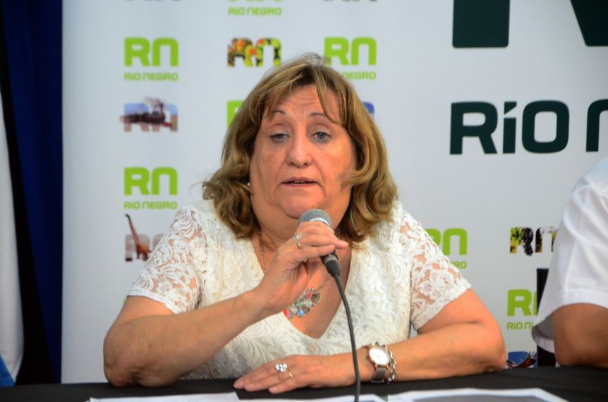 Antes de dejar Educación, Jara Tracchia respondió a los requerimientos de la oposición