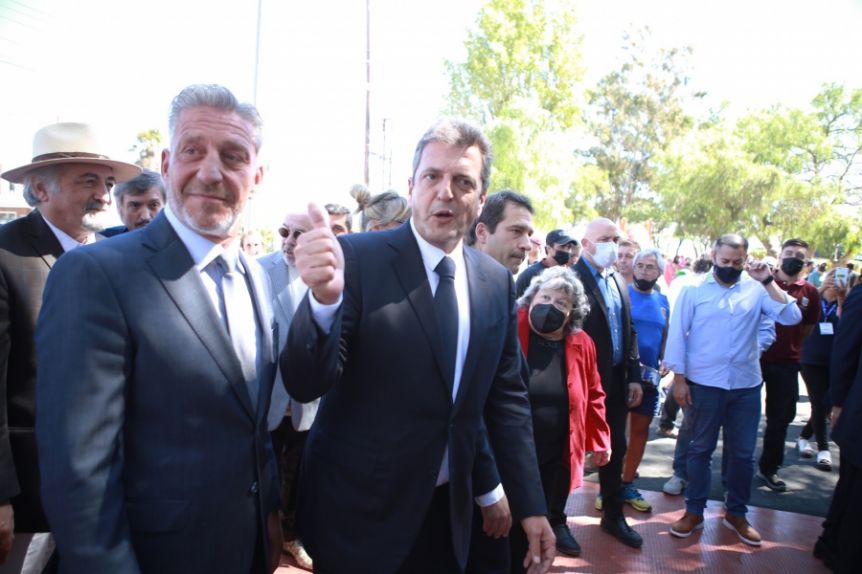 Arcioni, el peronismo y la negociación por la diputación