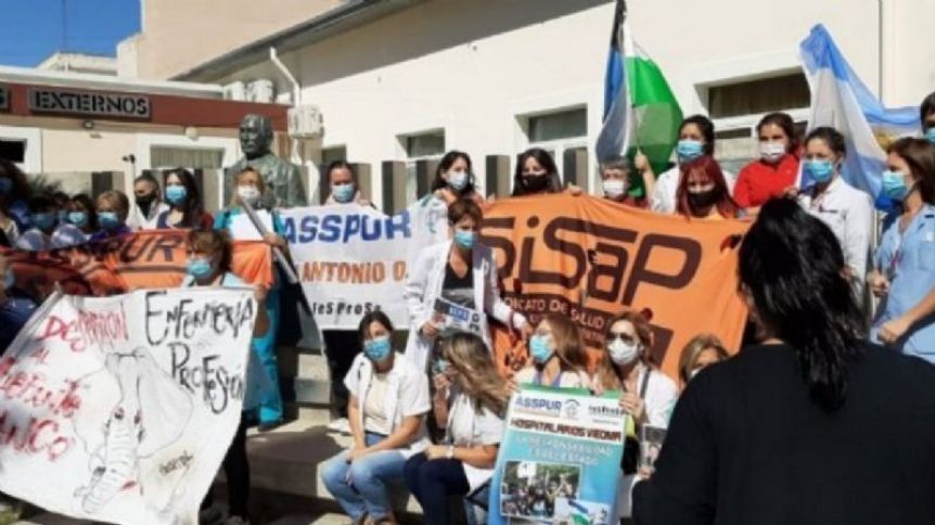 Salud: Trabajadores en asamblea definen si vuelven al paro