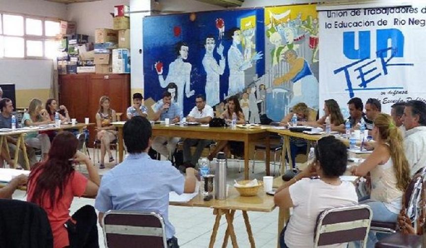 Extensión de la jornada escolar: UnTER rechaza la medida