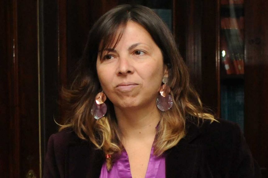 Batakis asume por la tarde y crecen las especulaciones sobre el resto del gabinete