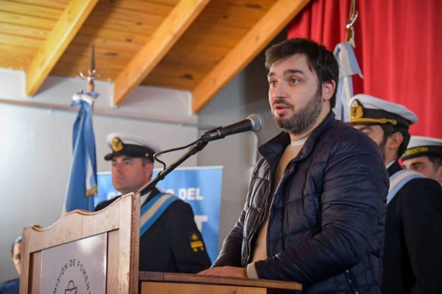 Nacho Torres activó el modo campaña en Puerto Pirámides