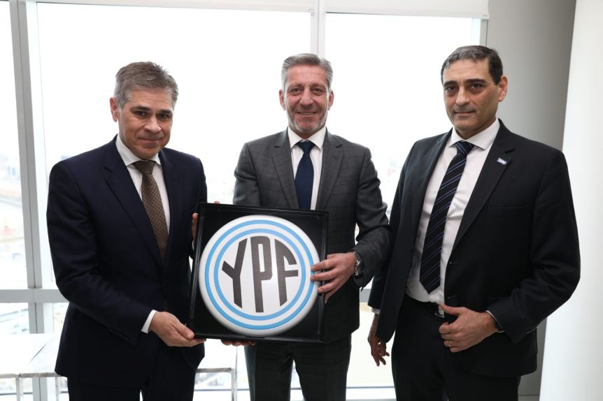 YPF: González y Iuliano estrechan lazos en los primeros días de gestión como CEO