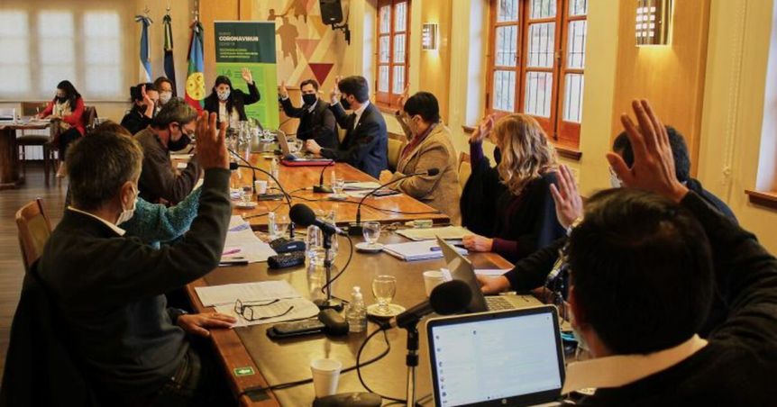 Con críticas, el Concejo Deliberante de Bariloche aprobó la ampliación del presupuesto en 4 mil millones