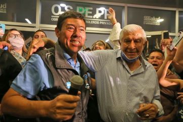 Con Gutiérrez y Sapag al frente del partido, la Azul sólo perdió en una seccional